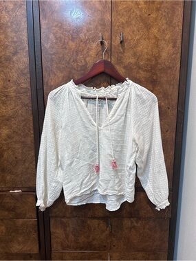 Semi Sheer Linen Textured Boho Blouse all white with tassel
